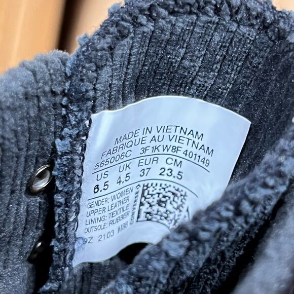 Converse CTAS Lugged Winter Retrograde Gore-Tex Black Leather Boots Womens 6.5 - Picture 11 of 11